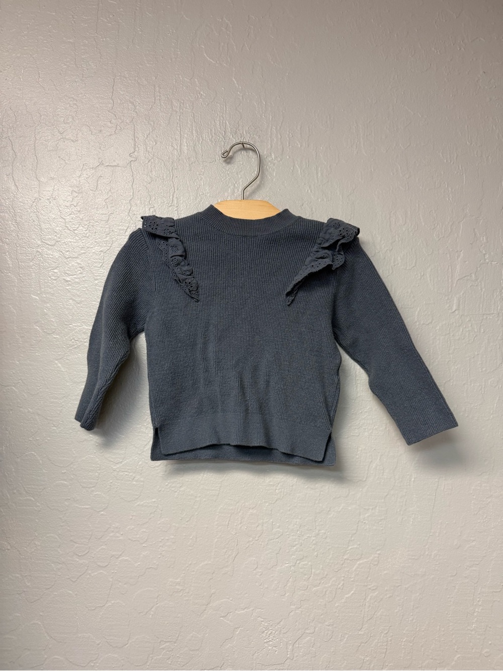 $12 ADD ON zara gray knit top eyelet ruffle 2-3Y rylee + cru mini boden cotton
